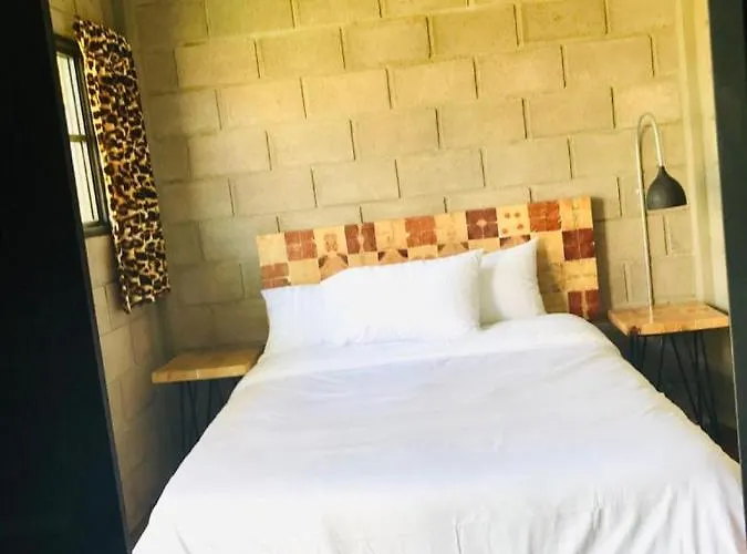 Cálido Cosmos Hotel